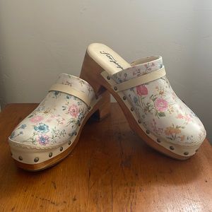 Free People Floral Calabasas Clogs